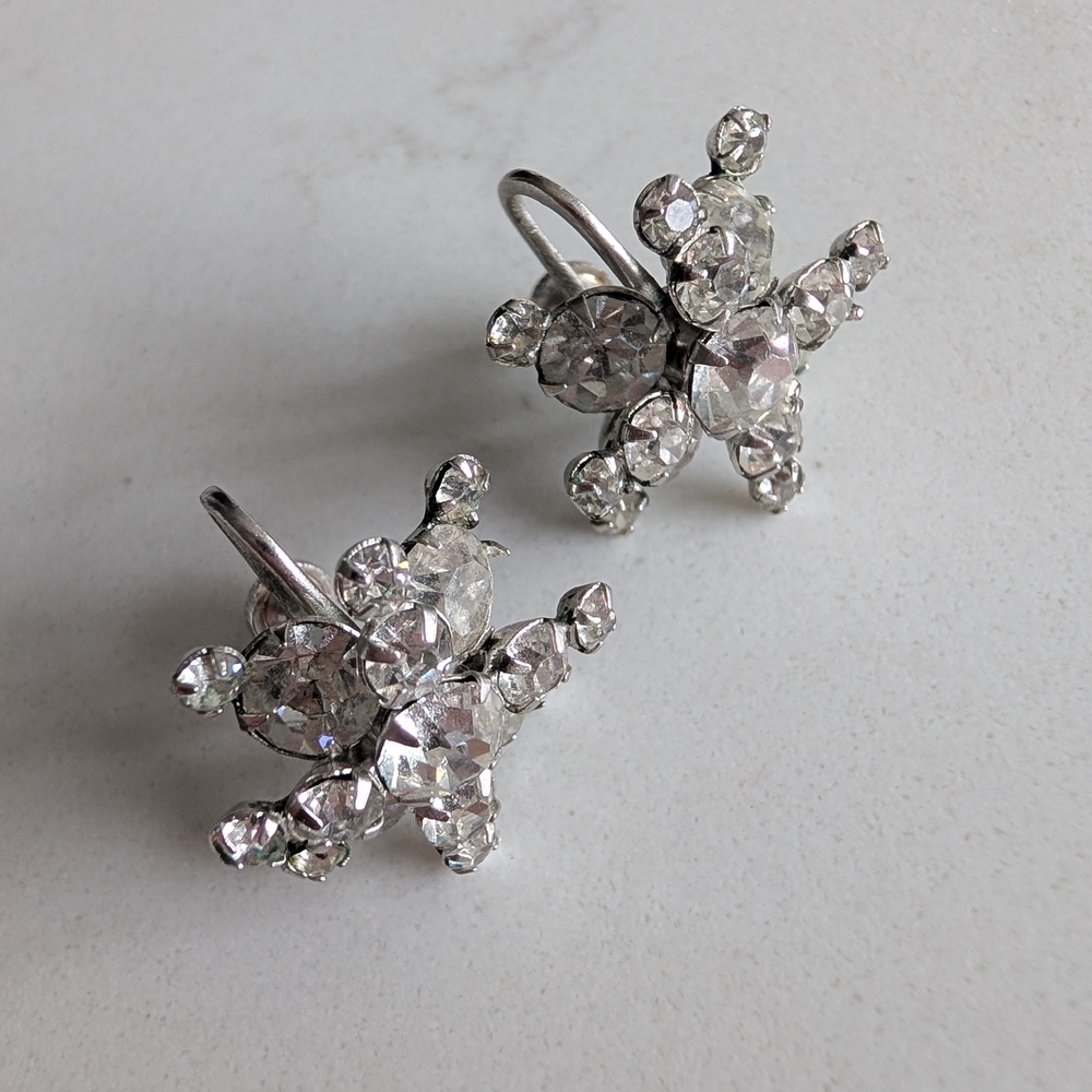 Vintage Screwback Starburst Snowflake Earrings - Picture 6 of 9
